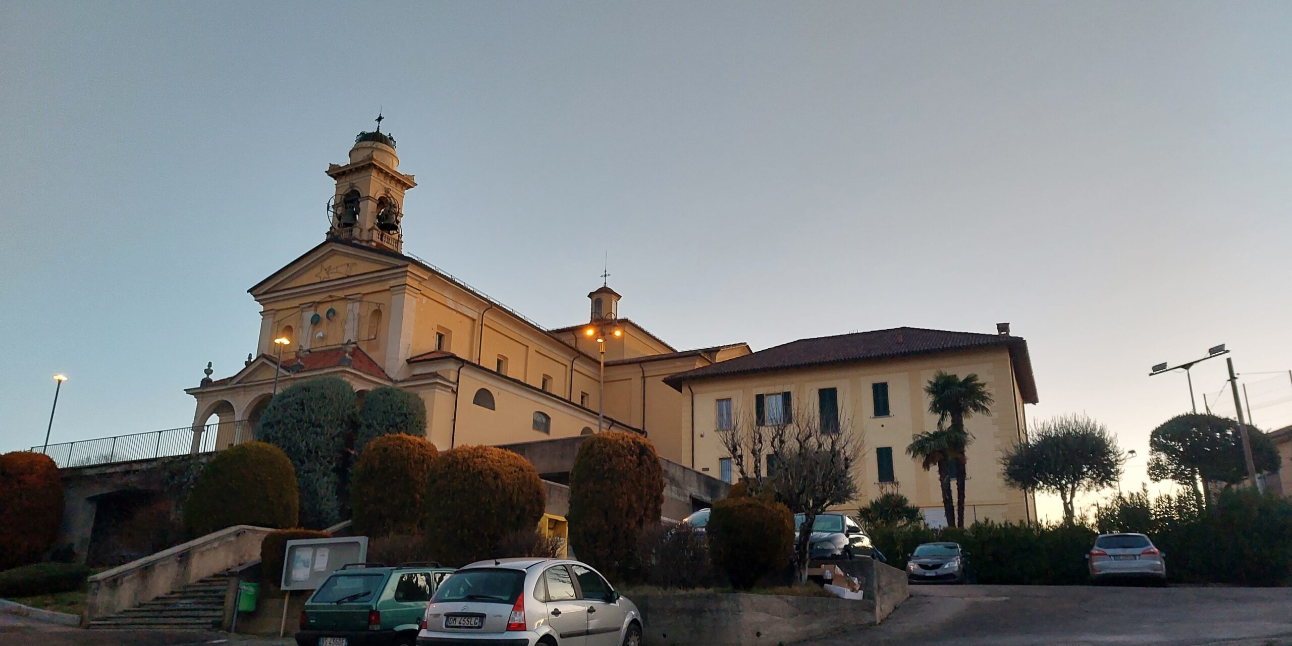 Chiesa Parrocchiale dei Santi Pietro e Paolo Chiesa Parrocchiale dei Santi Pietro e Paolo